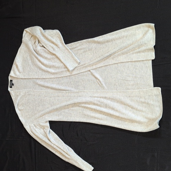 Bundle 2 Express Women's Open-Front Cardigans. Small - Picture 8 of 9